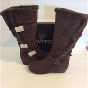 Boots women size 8.5 new